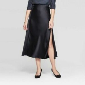NWOT Black Silk Satin Skirt